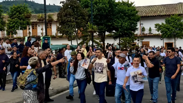 Fuera Petro El Retiro